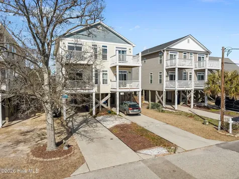 1612 Searay Lane Carolina Beach NC 28428
