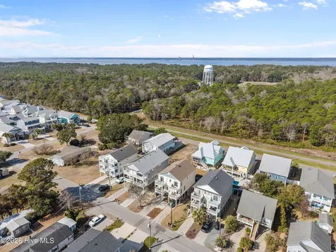 1612 Searay Lane Carolina Beach NC 28428