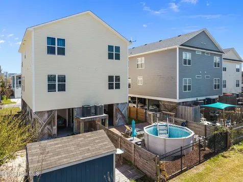 1612 Searay Lane Carolina Beach NC 28428