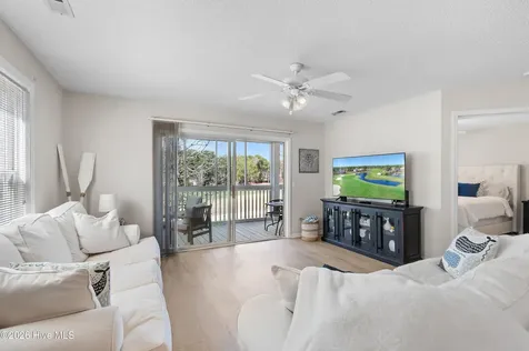 3350 Club Villas Drive Southport NC 28461