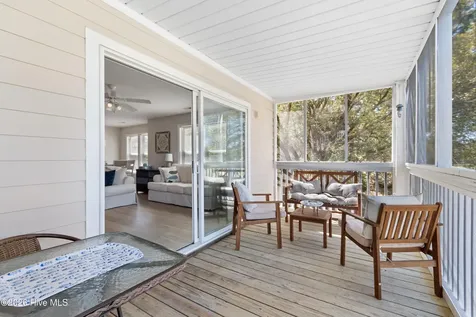 3350 Club Villas Drive Southport NC 28461