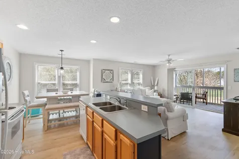 3350 Club Villas Drive Southport NC 28461