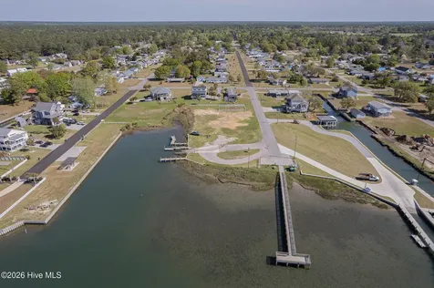125 Lejeune Road Cape Carteret NC 28584