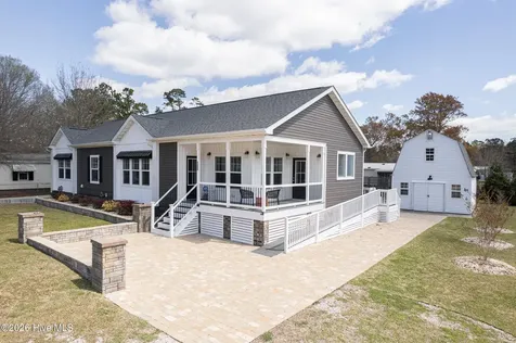 125 Lejeune Road Cape Carteret NC 28584