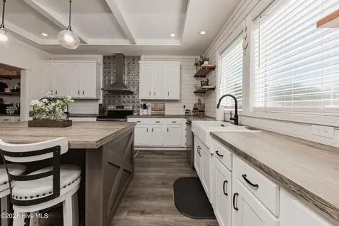 125 Lejeune Road Cape Carteret NC 28584