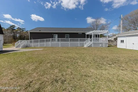 125 Lejeune Road Cape Carteret NC 28584