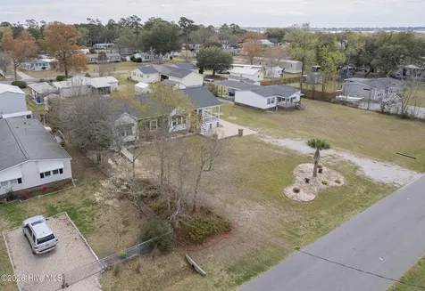 125 Lejeune Road Cape Carteret NC 28584