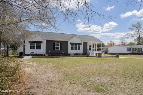 125 Lejeune Road Cape Carteret NC 28584