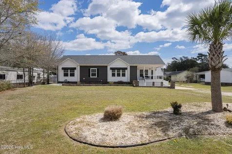 125 Lejeune Road Cape Carteret NC 28584