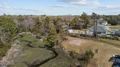 662 Fishermans Point Newport NC 28570
