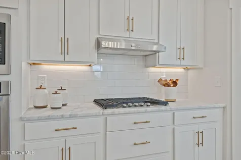658 Fishermans Point Newport NC 28570