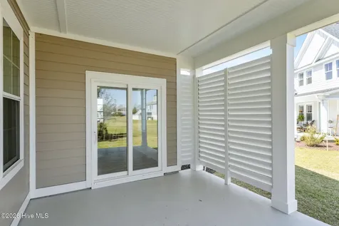 658 Fishermans Point Newport NC 28570