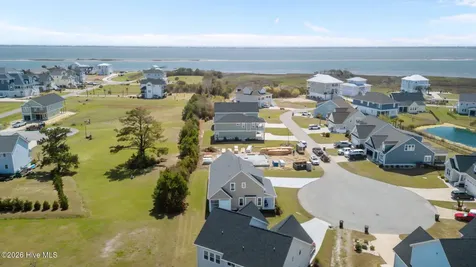 658 Fishermans Point Newport NC 28570