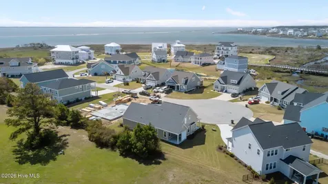 658 Fishermans Point Newport NC 28570