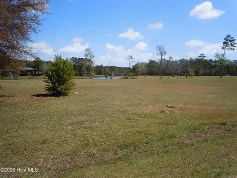 9870 Rivergate Road NW Ash NC 28420