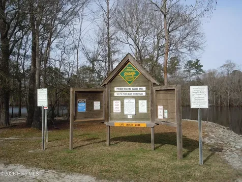 9870 Rivergate Road NW Ash NC 28420