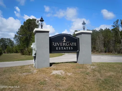 9870 Rivergate Road NW Ash NC 28420