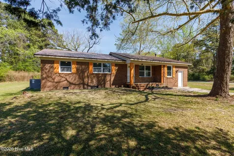 1002 Able Street Elizabethtown NC 28337