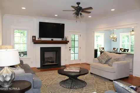 882 Live Oak Lane Nashville NC 27856