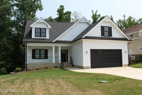 882 Live Oak Lane Nashville NC 27856