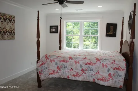 882 Live Oak Lane Nashville NC 27856
