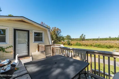 198 Jefferson Road Lake Waccamaw NC 28450