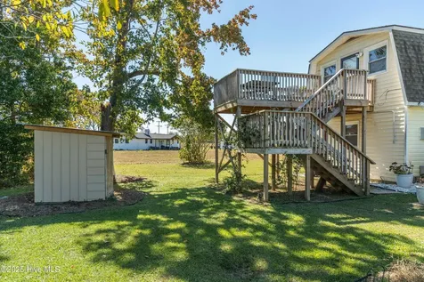 198 Jefferson Road Lake Waccamaw NC 28450