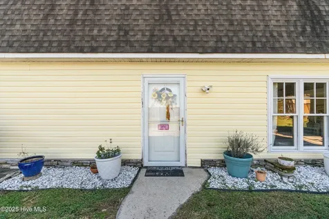 198 Jefferson Road Lake Waccamaw NC 28450