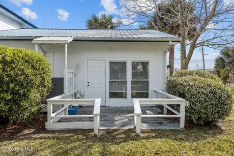 319 Old Causeway Road Atlantic Beach NC 28512