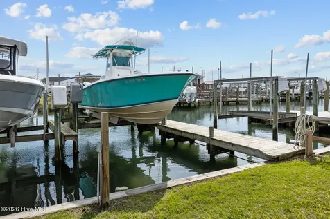 319 Old Causeway Road Atlantic Beach NC 28512