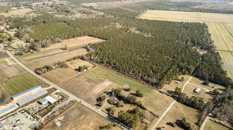 1674 Highway 101 Beaufort NC 28516
