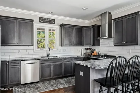 121 Longleaf Drive West End NC 27376