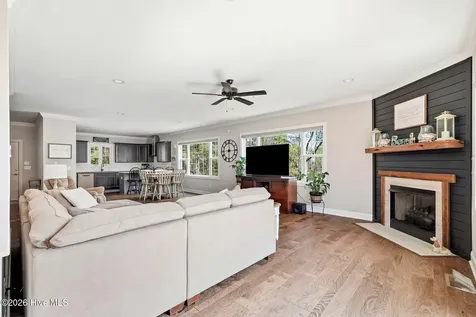 121 Longleaf Drive West End NC 27376