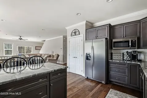 121 Longleaf Drive West End NC 27376