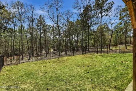 121 Longleaf Drive West End NC 27376