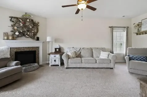 102 E Point Estates Road Knotts Island NC 27950