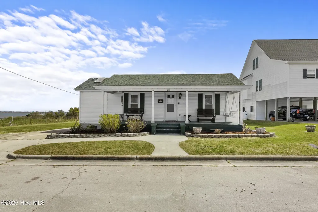 508 N 11th Street Morehead City NC 28557