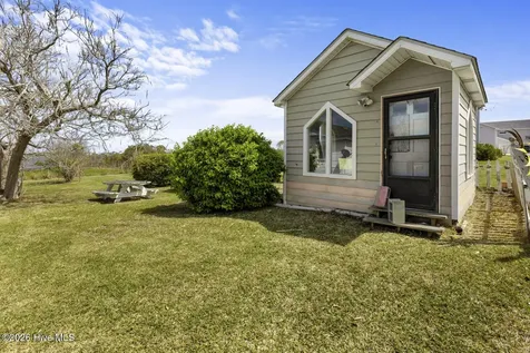 508 N 11th Street Morehead City NC 28557
