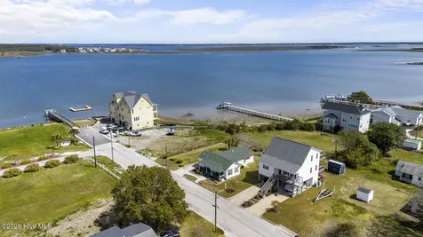 508 N 11th Street Morehead City NC 28557