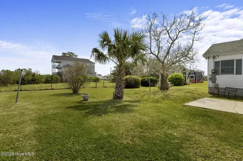 508 N 11th Street Morehead City NC 28557
