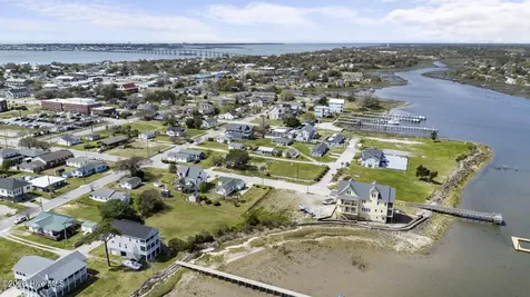 508 N 11th Street Morehead City NC 28557