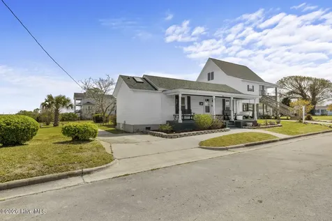 508 N 11th Street Morehead City NC 28557