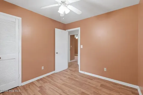 107 Royal Court Jacksonville NC 28546