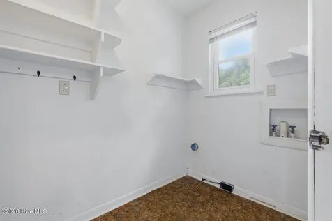 107 Royal Court Jacksonville NC 28546