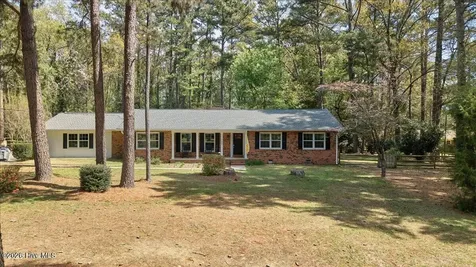 109 Grampian Way Southern Pines NC 28387