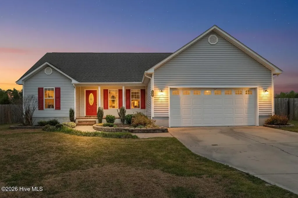 127 Killis Boulevard Richlands NC 28574
