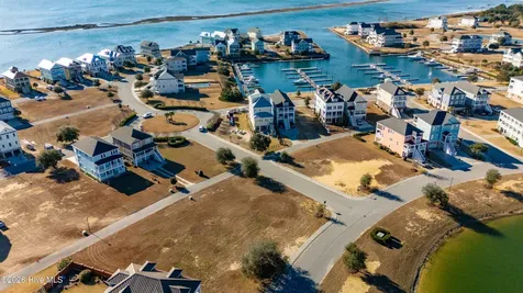 646 Cannonsgate Drive Newport NC 28570