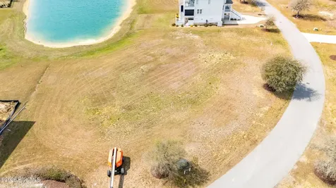 646 Cannonsgate Drive Newport NC 28570