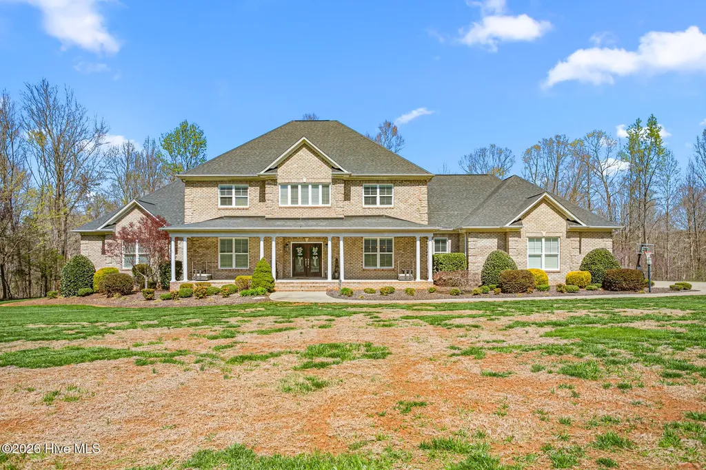 4440 Hidden Creek Pointe Burlington NC 27215