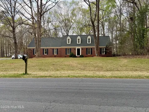 2454 Buckboard Trail Rocky Mount NC 27804